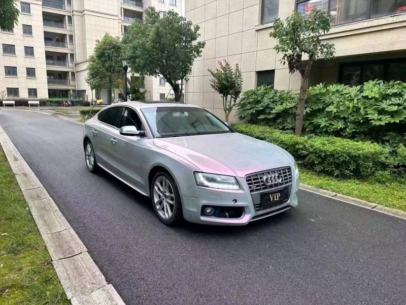 嘉兴11年奥迪A52
