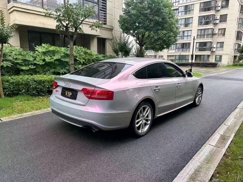 嘉兴11年奥迪A54