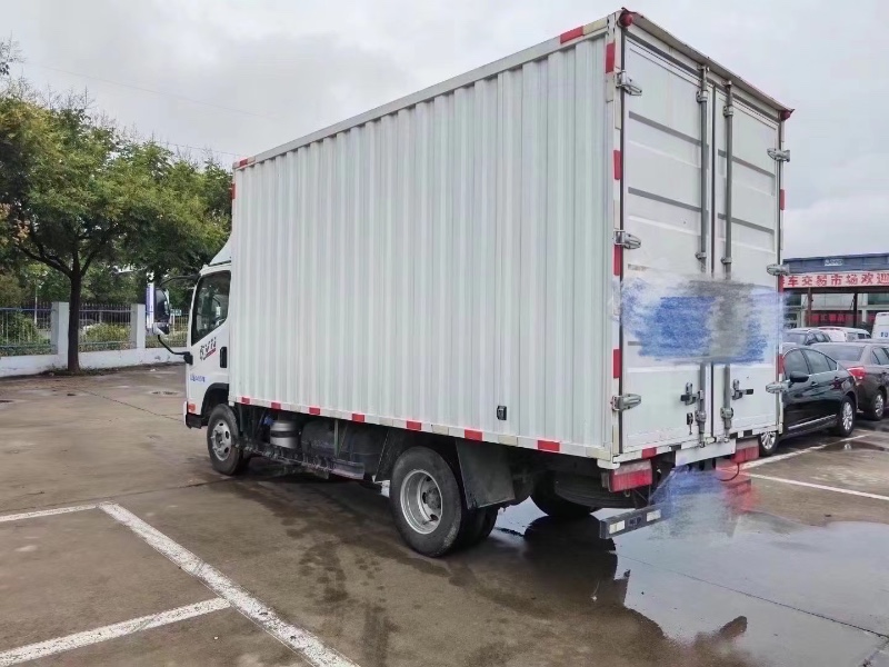 济南22年解放箱货J65