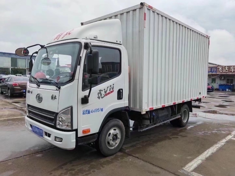 济南22年解放箱货J66