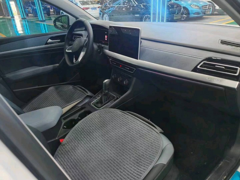 邯郸23年大众朗逸5