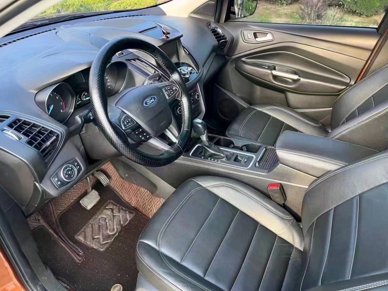 东营17年福特翼虎8