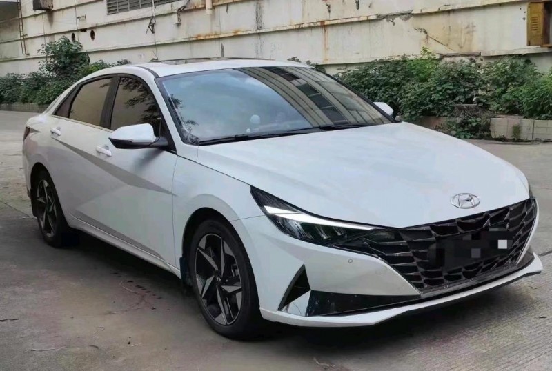 嘉兴22年现代伊兰特4