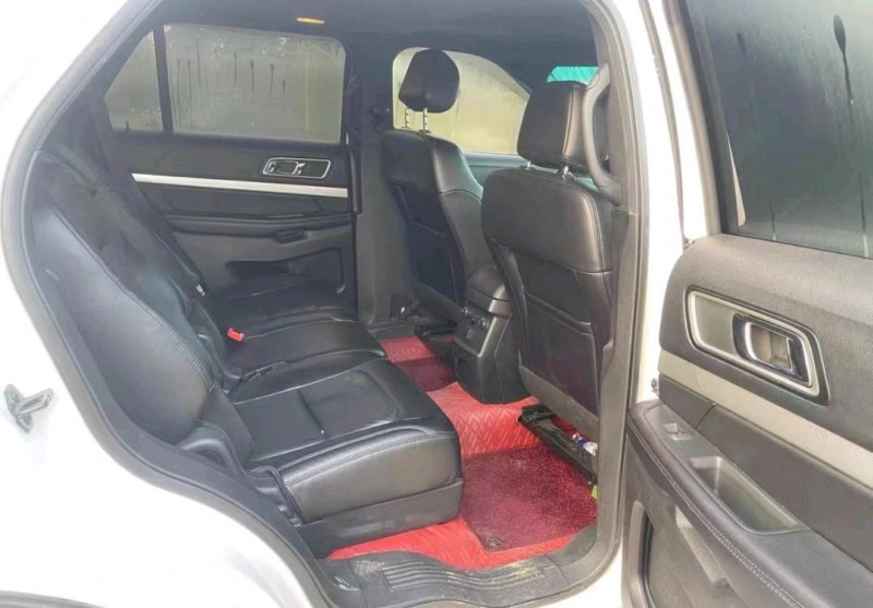 汕头17年福特探险者6