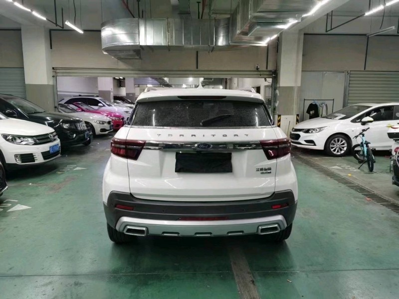 苏州21年福特领界8