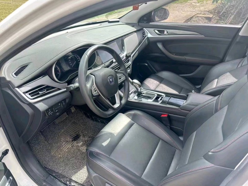 汕头20年长安汽车逸动6