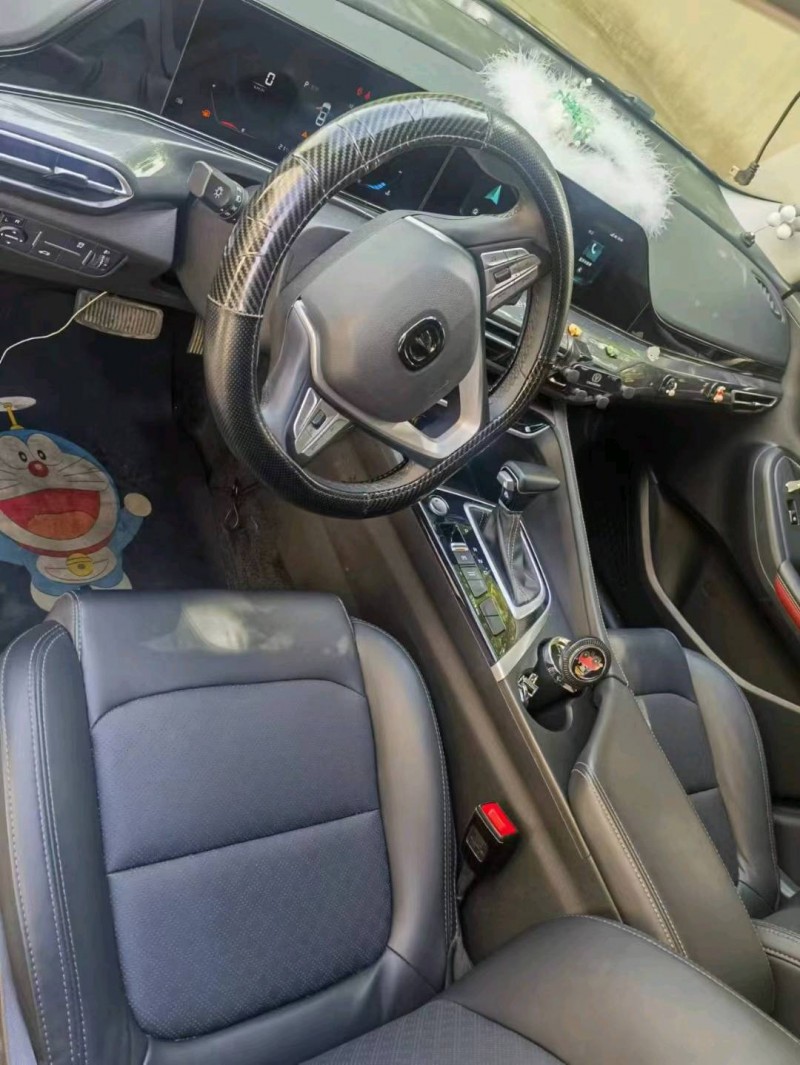 保定21年长安汽车逸动7