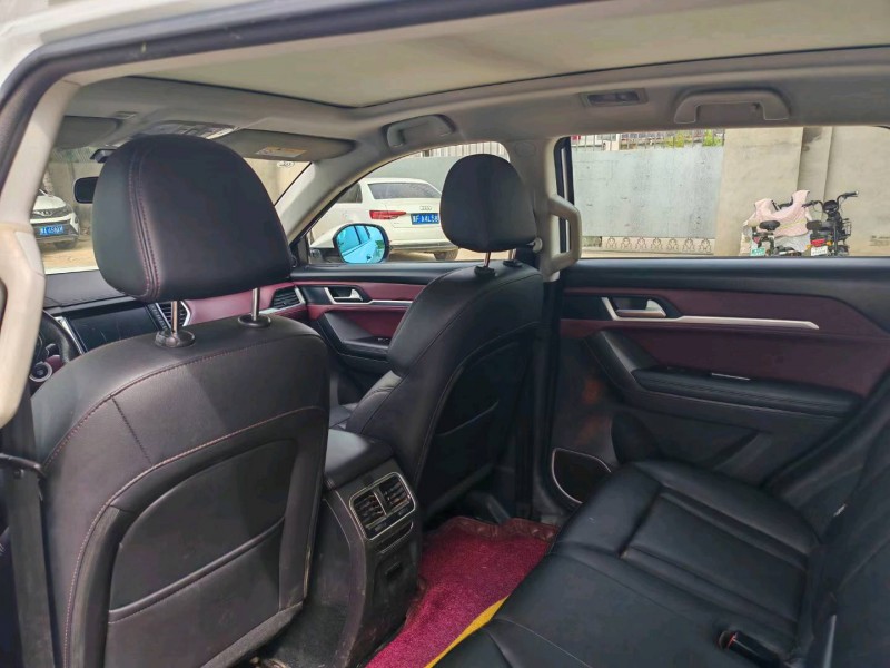 保定18年哈弗H67