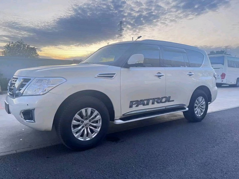哈爾濱17年日產途樂3