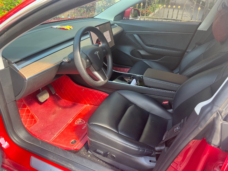 湛江20年特斯拉MODEL 35