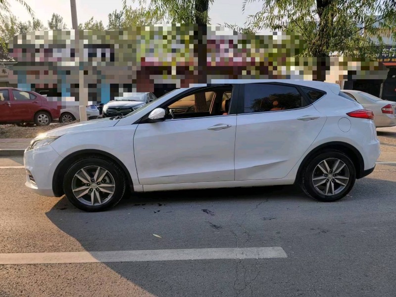 聊城16年长安汽车逸动3