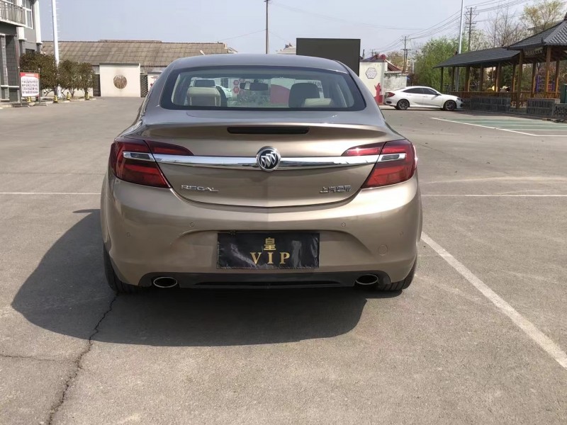 徐州17年别克君威9