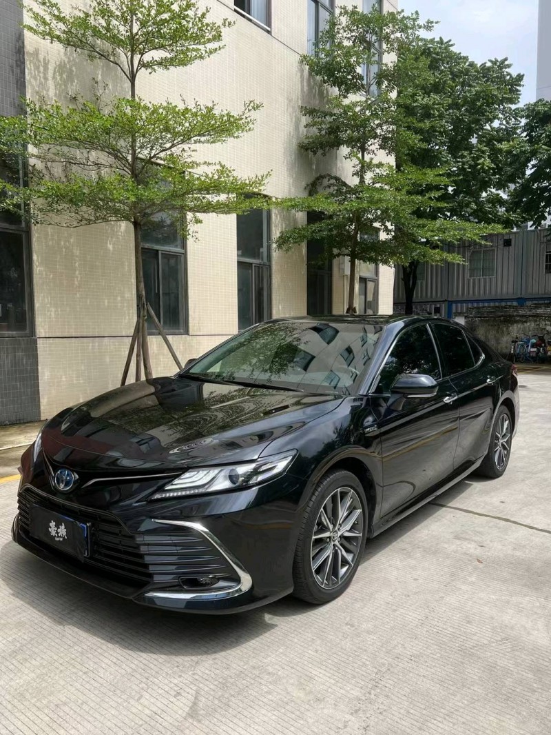 佛山22年丰田凯美瑞3