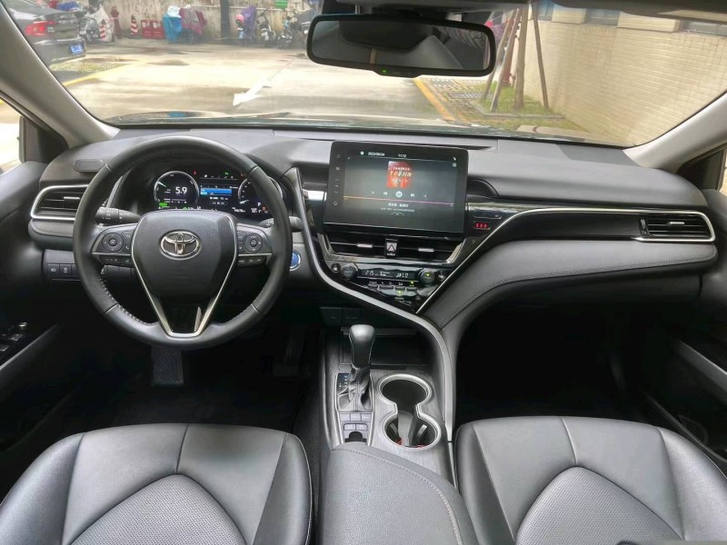 佛山22年丰田凯美瑞7