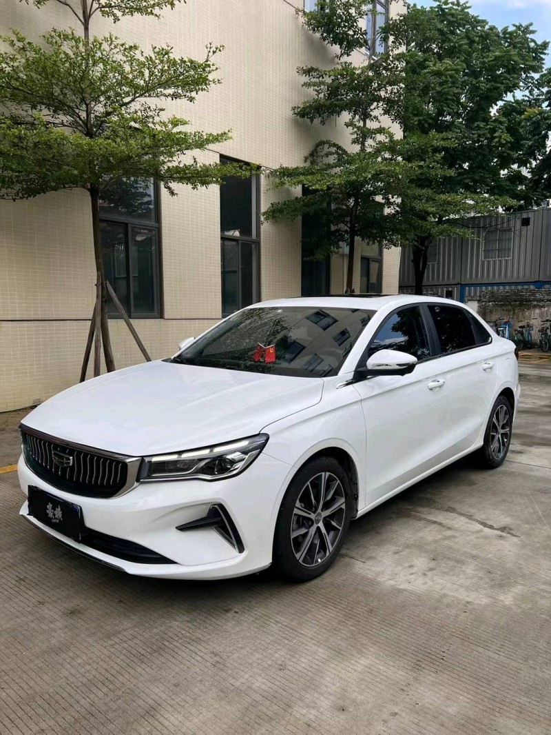 成都22年吉利帝豪3