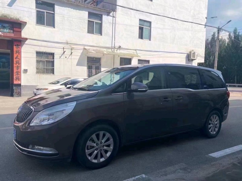 东营16年别克GL83