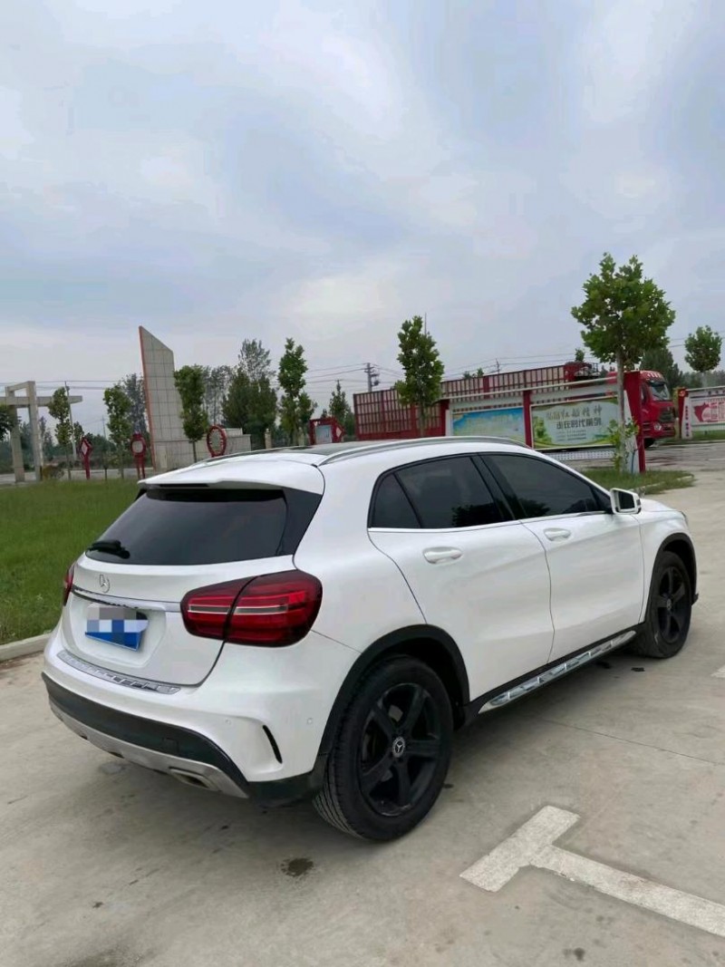 淄博20年奔驰GLA8
