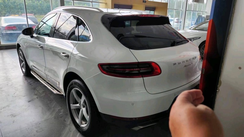 邯郸15年保时捷Macan3