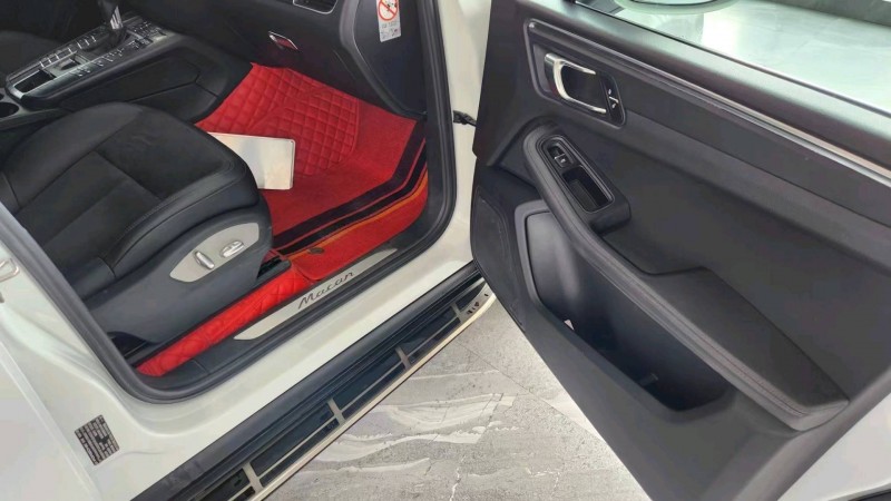 邯郸15年保时捷Macan6