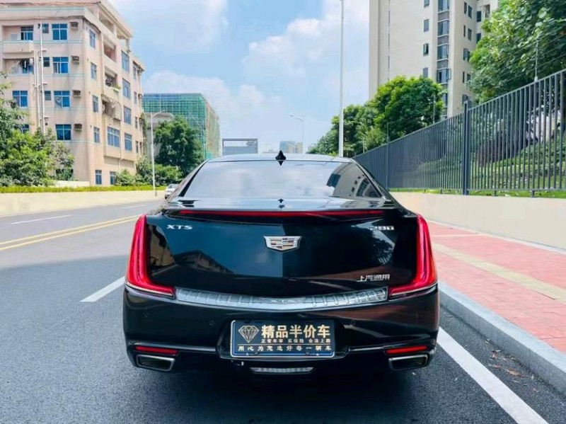 东莞17年凯迪拉克XTS7