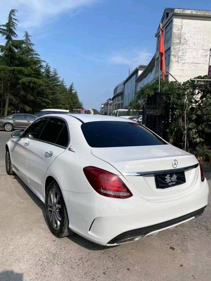 东营16年奔驰C2