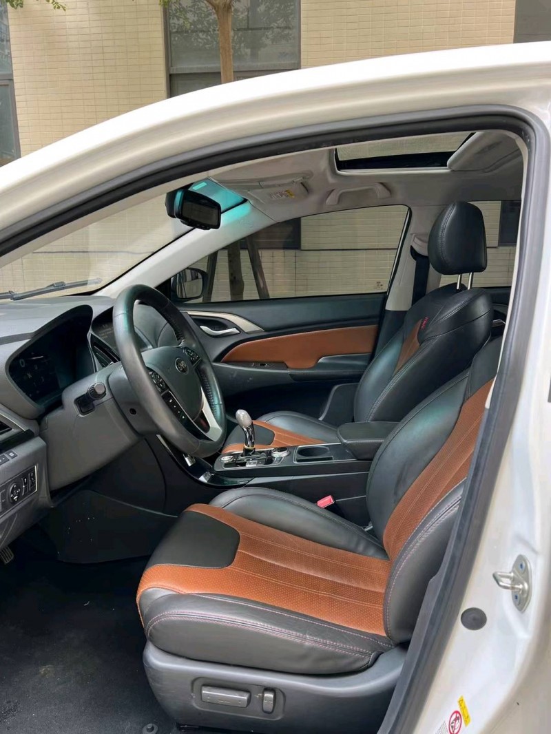 佛山16年比亚迪秦5