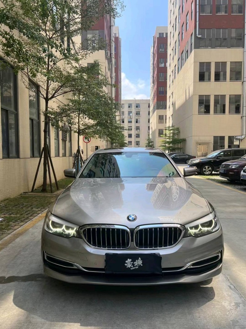佛山19年宝马5系1