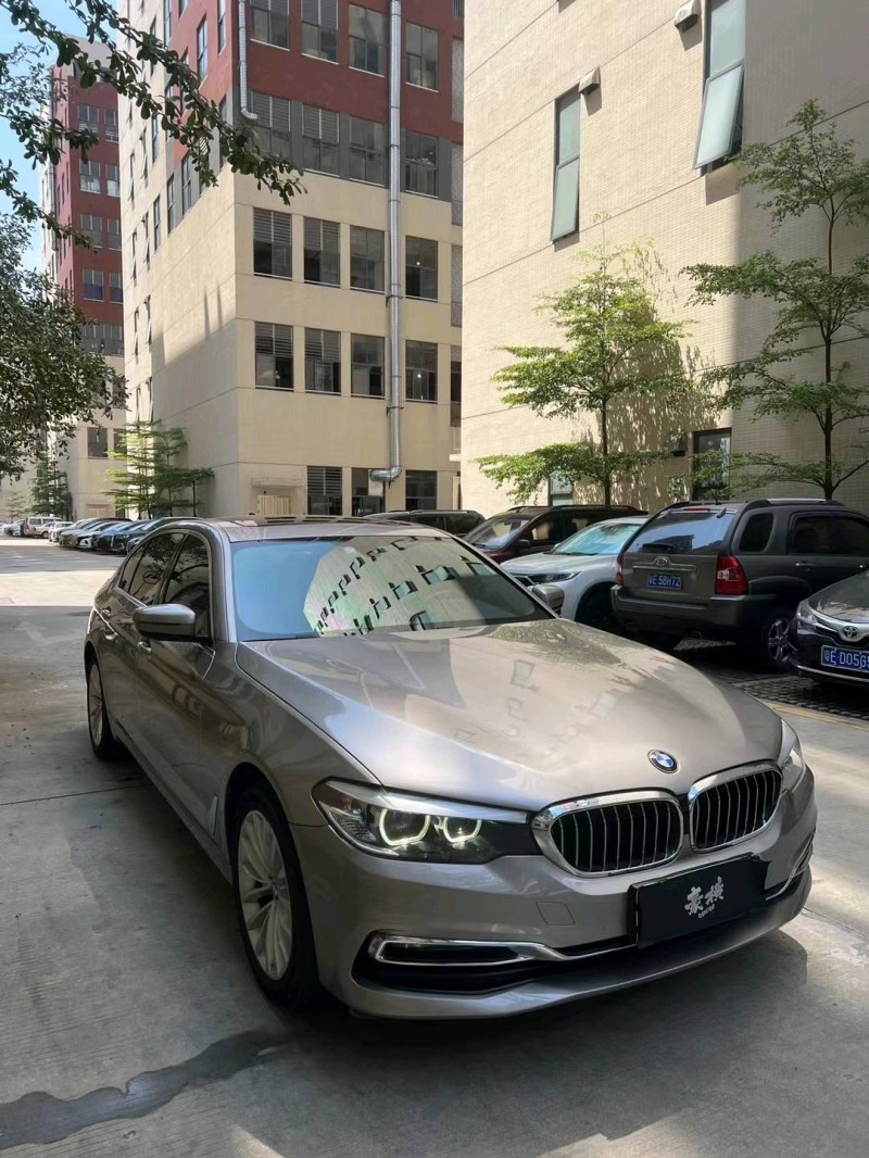 佛山19年宝马5系3