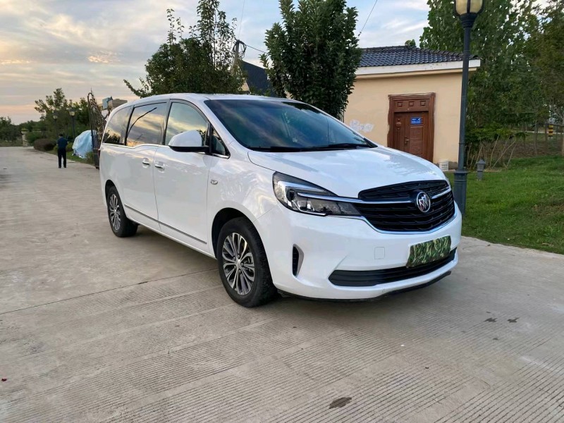 徐州21年别克GL82