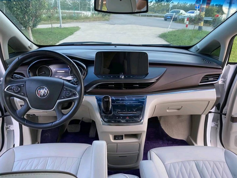 徐州21年别克GL86