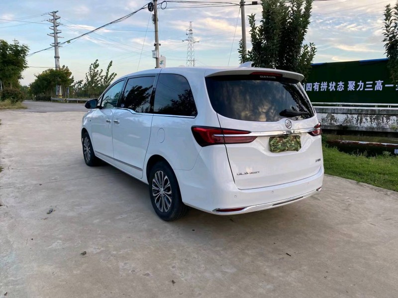 徐州21年别克GL88