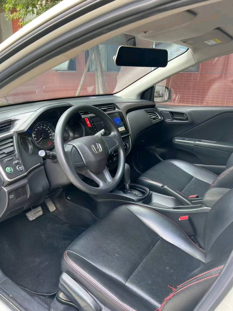 佛山18年本田锋范6