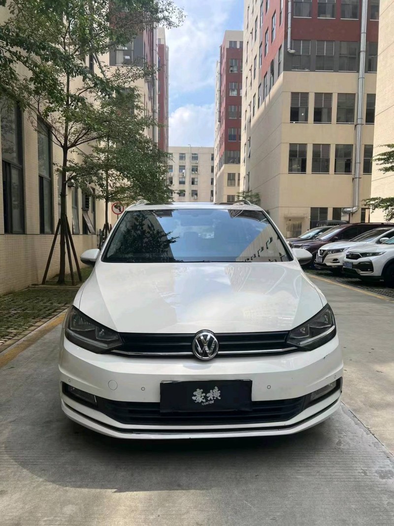 佛山18年大众途安1