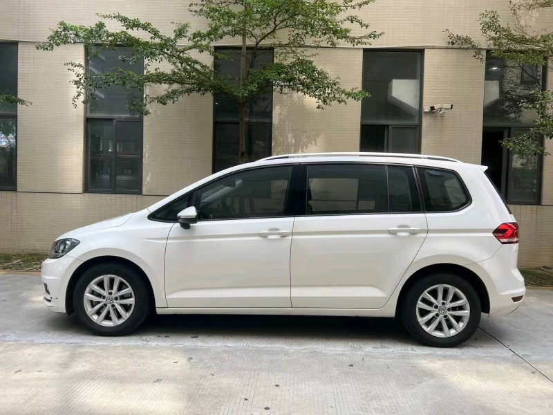 佛山18年大众途安4