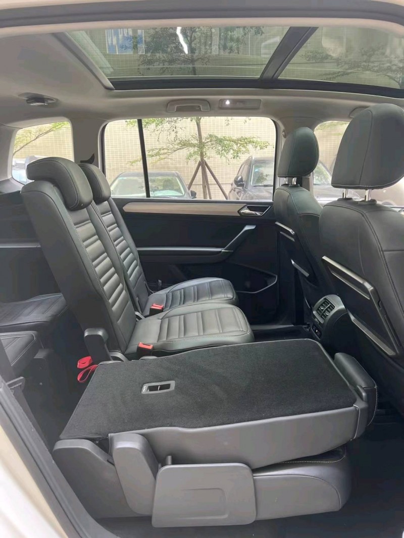 佛山18年大众途安8