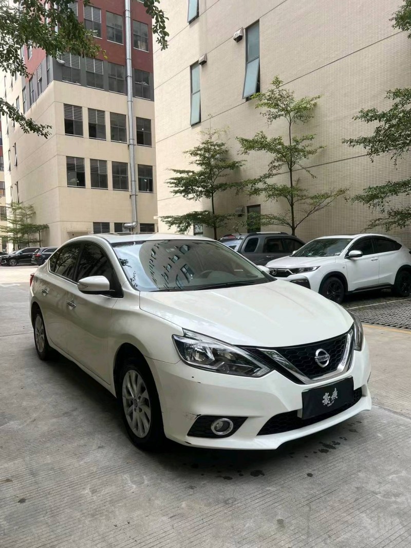 佛山18年日产轩逸2