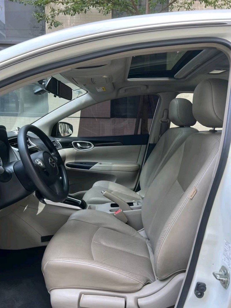 佛山18年日产轩逸5