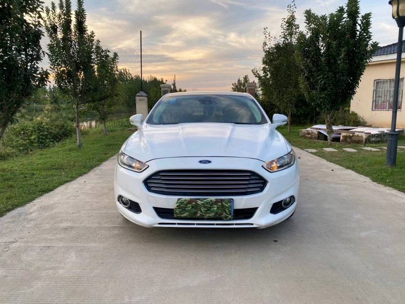 徐州13年福特蒙迪欧1