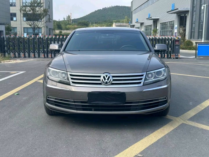 徐州17年大众辉腾1