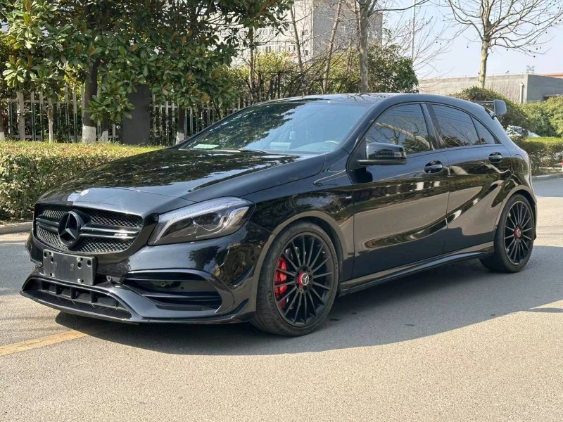徐州17年奔驰AMG3