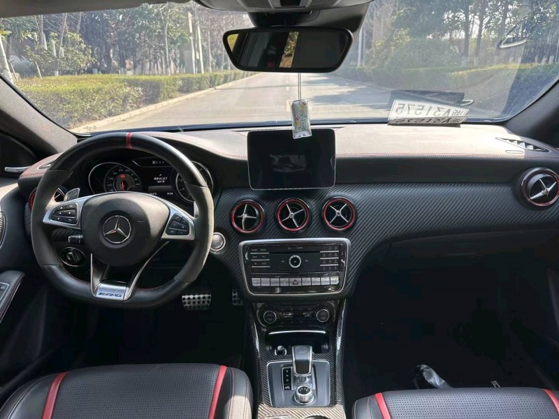 徐州17年奔驰AMG4