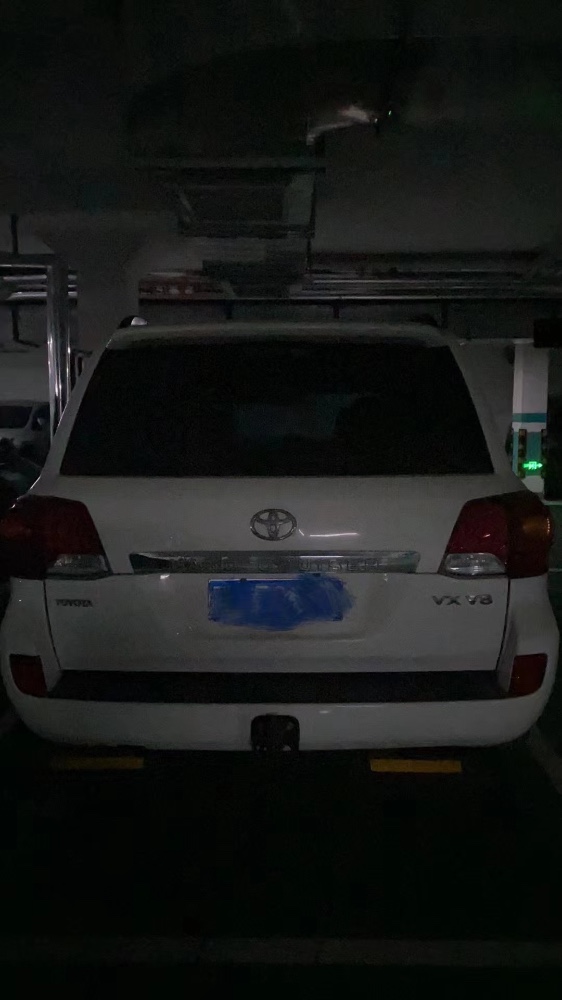 济南13年丰田兰德酷路泽2