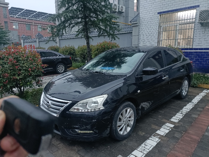 渭南13年日產軒逸2