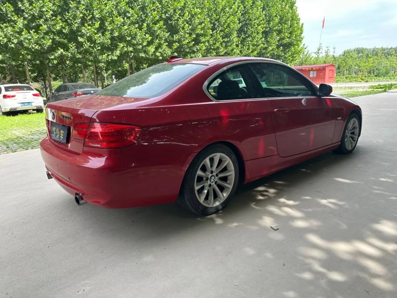 济宁13年宝马3系4