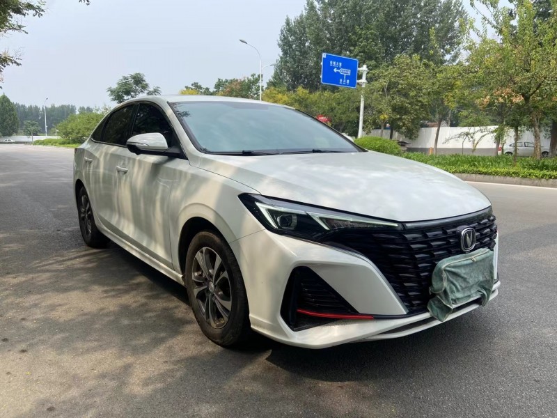 济宁22年长安汽车逸动3