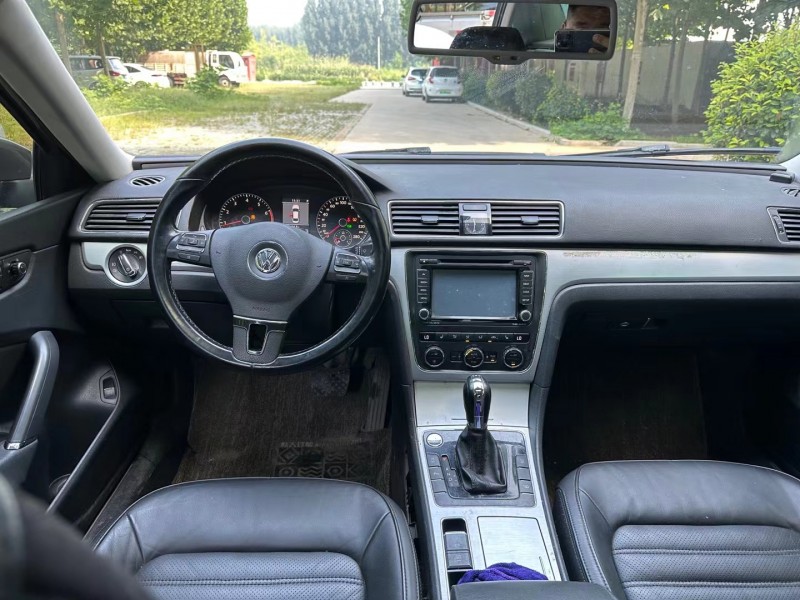 济宁14年大众帕萨特8