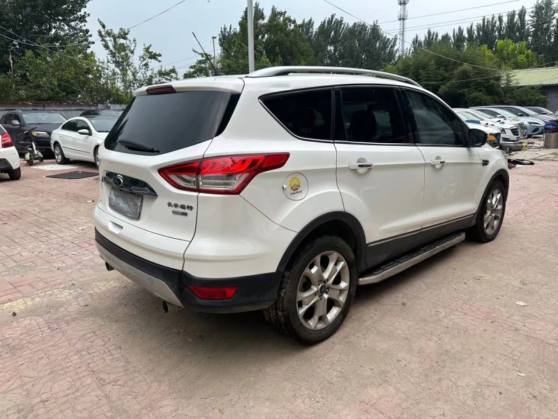 济宁15年福特翼虎5