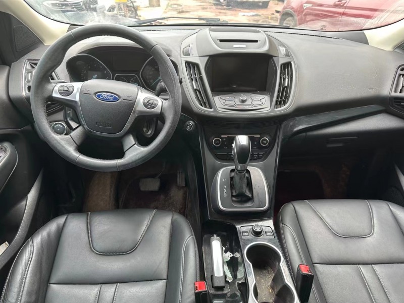 济宁15年福特翼虎8