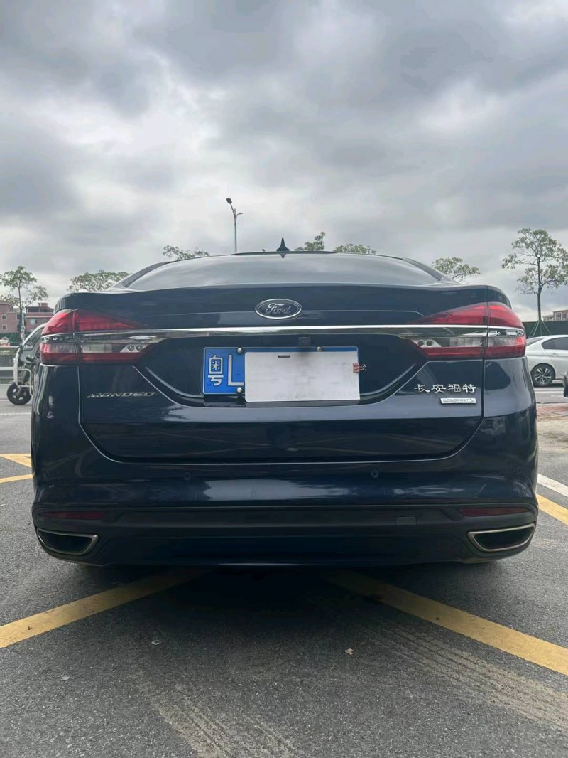 佛山17年福特蒙迪欧9