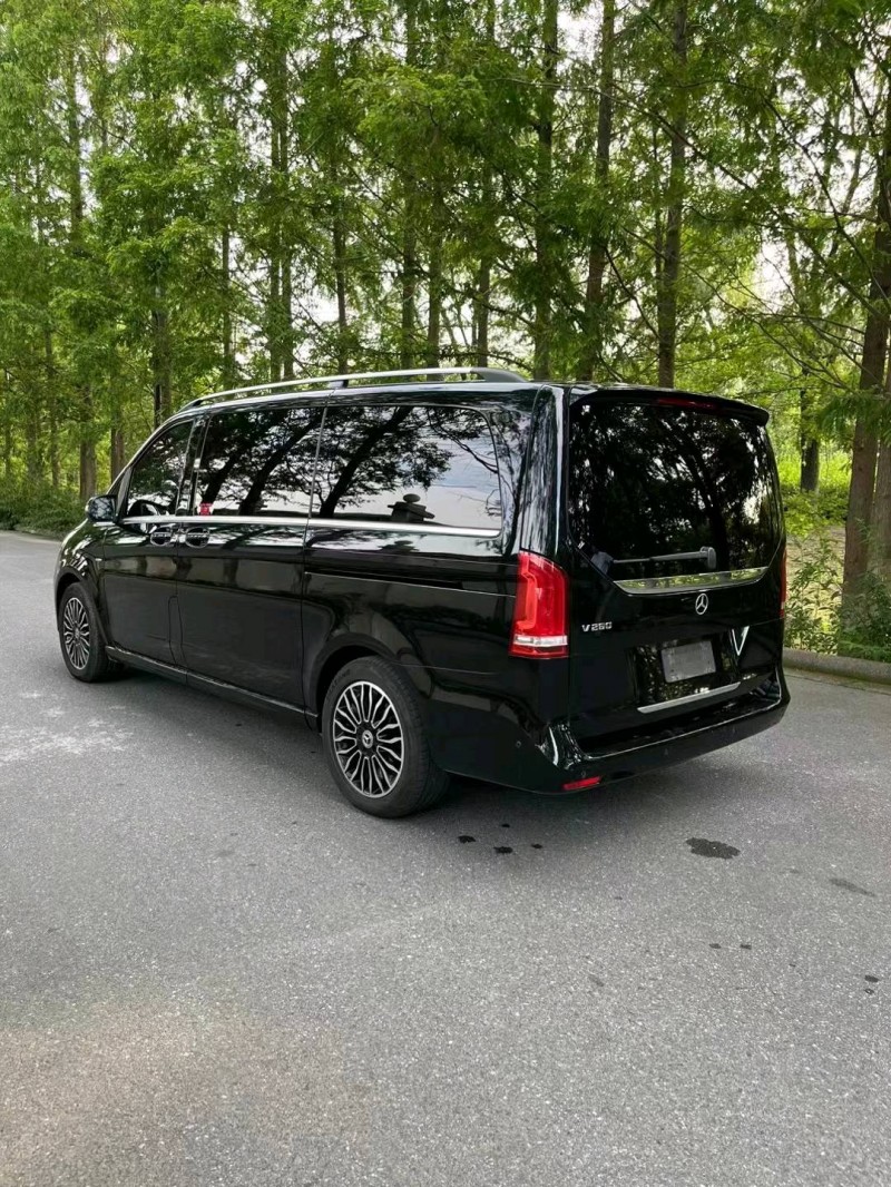 徐州20年奔驰V7